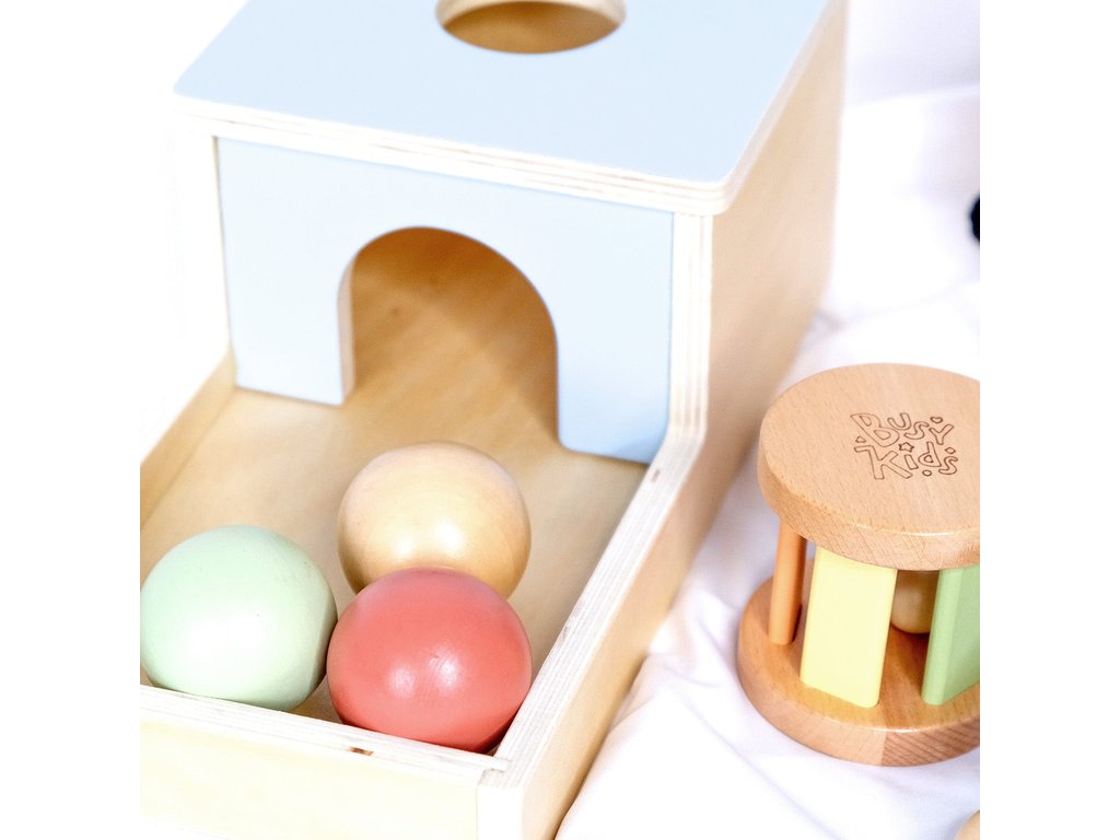Montessori játékdoboz – 6–12 hónap – BusyKids BusyKids