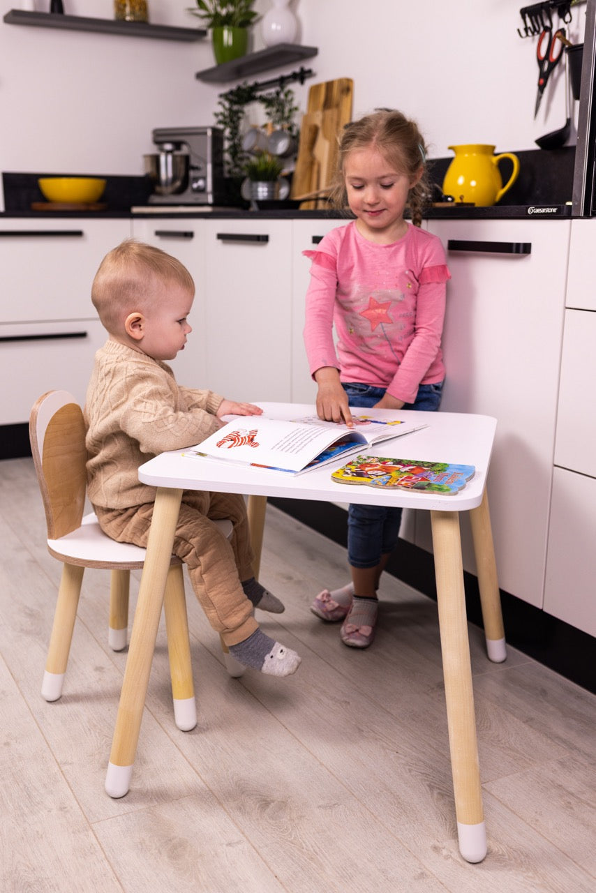 Nyuszi asztal és szék szett – több színben Family-scl