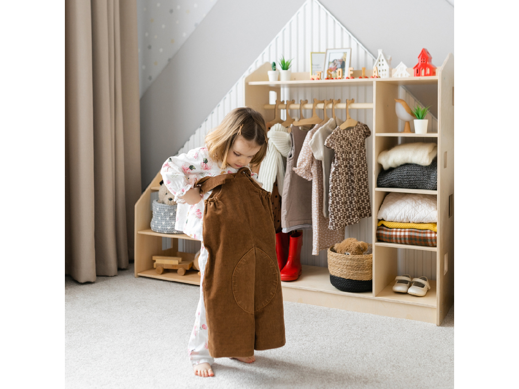 Házikó formájú nyitott gyerekszekrény – BusyKids