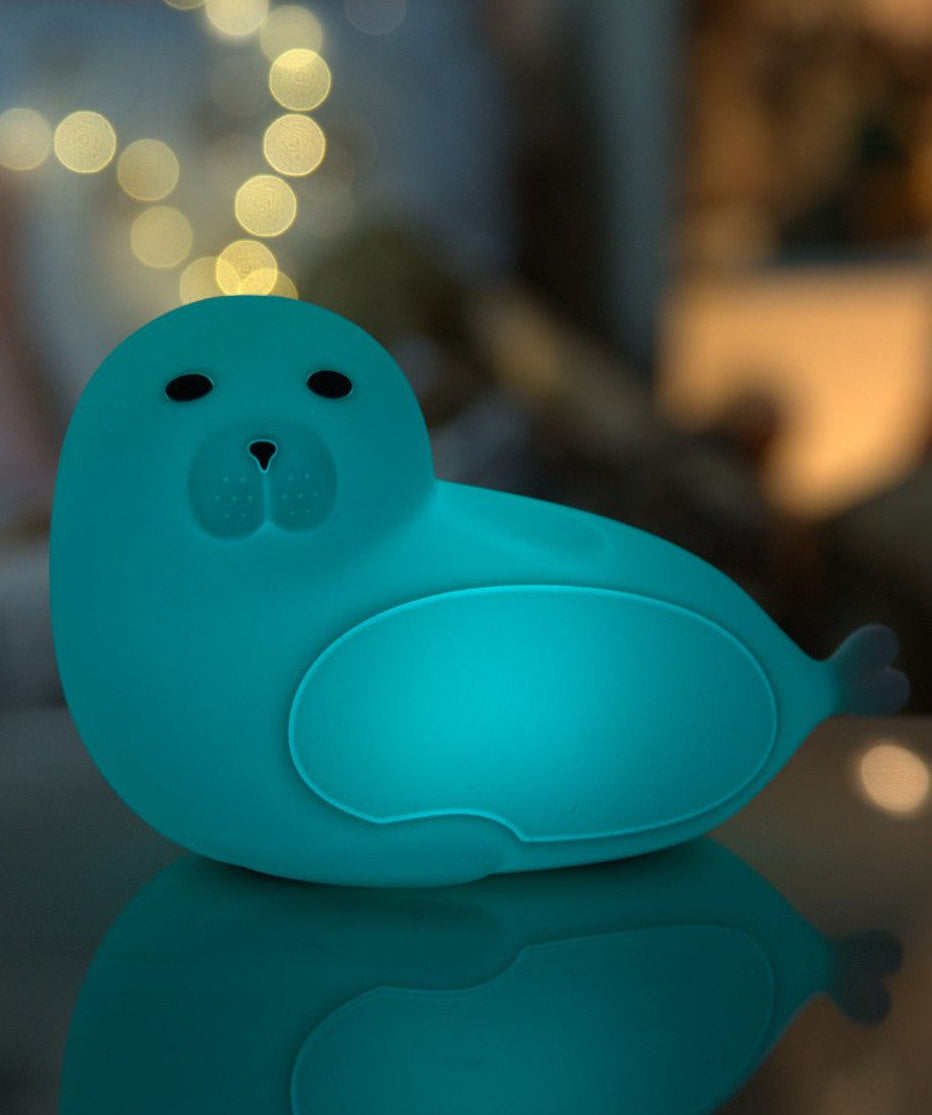 Seal Silicone Lamp with Remote - White