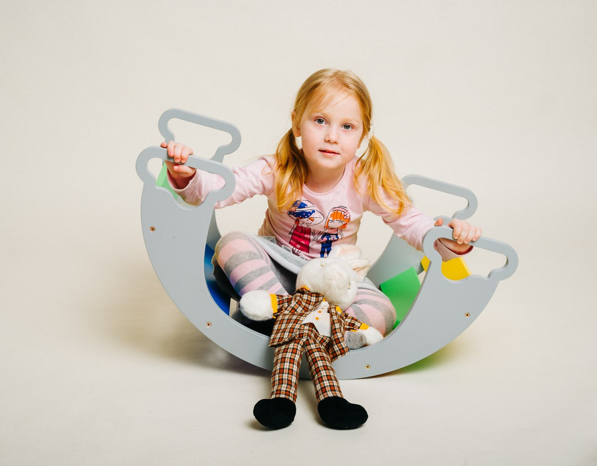 The Sway Rainbow Climber / Swing