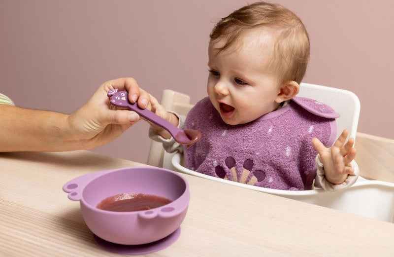 Előke – Mrs. Peacock