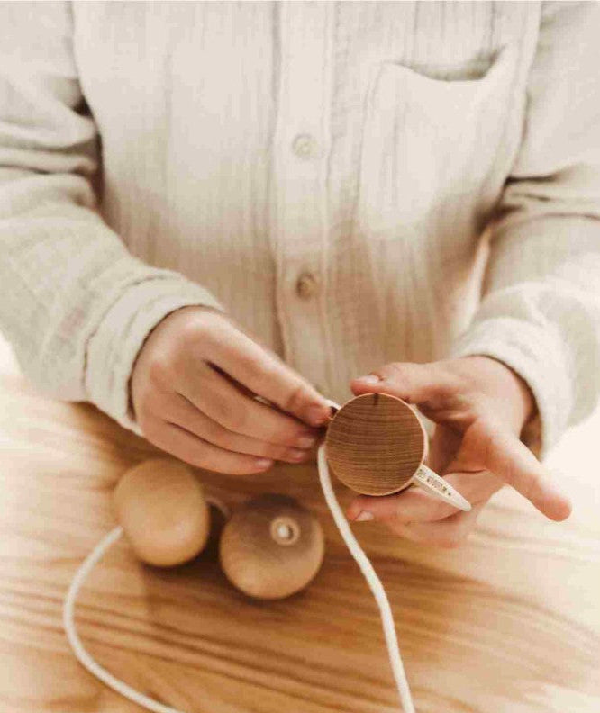 Wooden Threading Needle XL